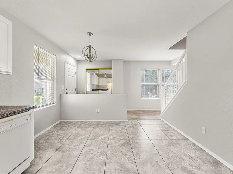 7857 S Kittredge Cir — Photo 12