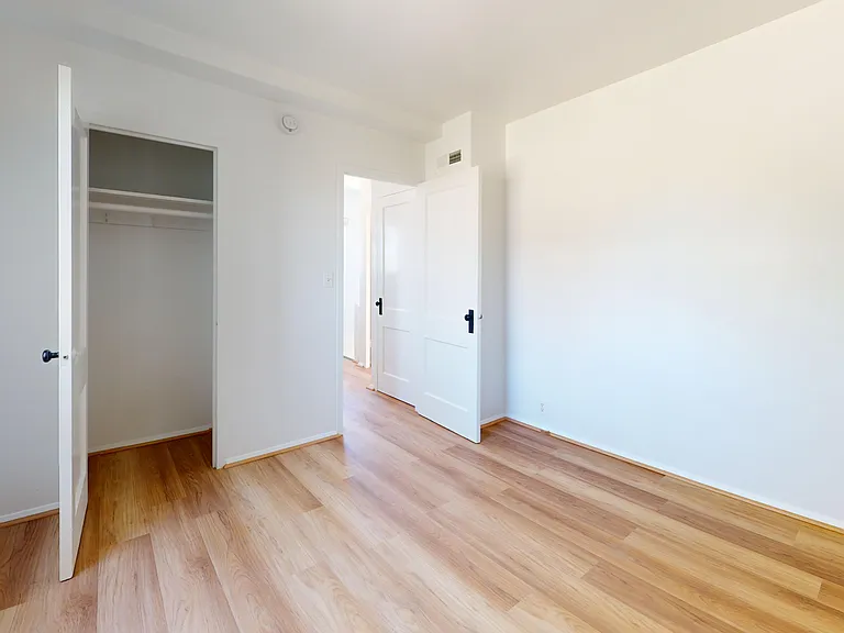 Parkmerced Apartments — Photo 142