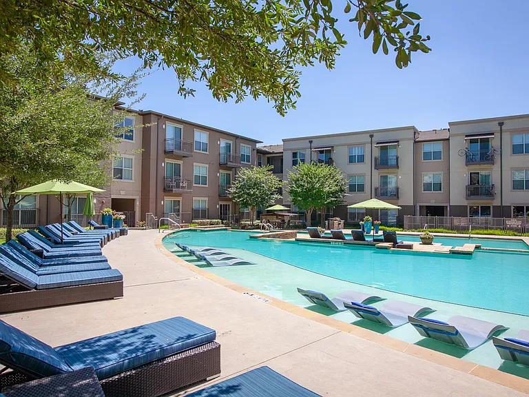 Dallas, TX Apartment Homes — Photo 3