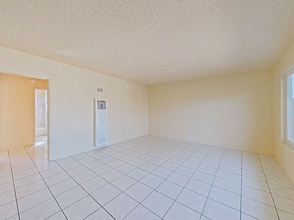 3rd image of 12571 Morningside Ave APT 4