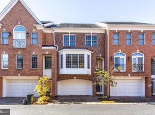 1330 Lessard Ln, Mc Lean, VA 22101