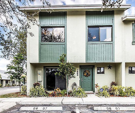 Acot♡ 7665 Afton Ct, Saint Paul, MN 55125 | MLS# 6810342 | Redfin