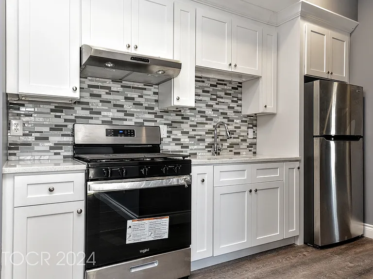 164-168 Atlantic St #303 — Photo 13