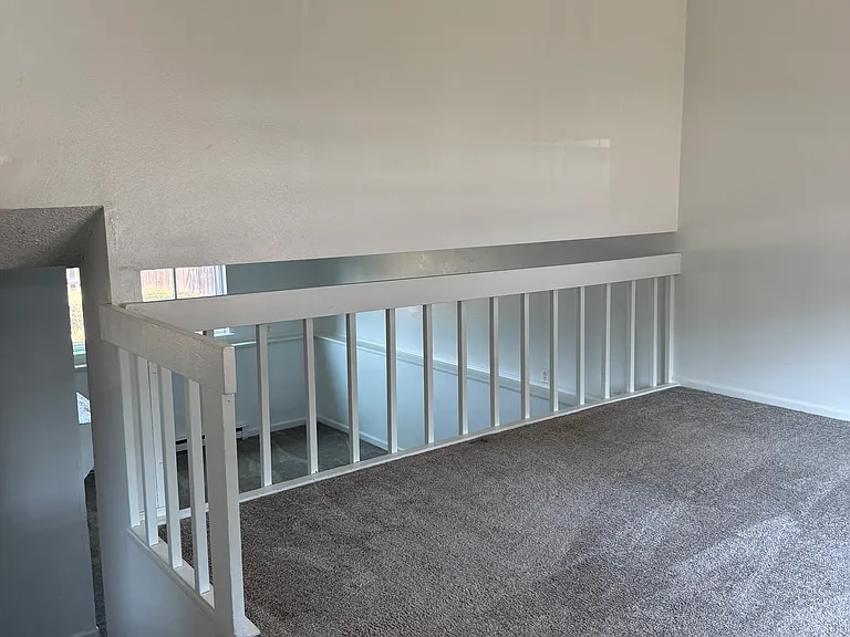1432 Edgewood Ct — Photo 15