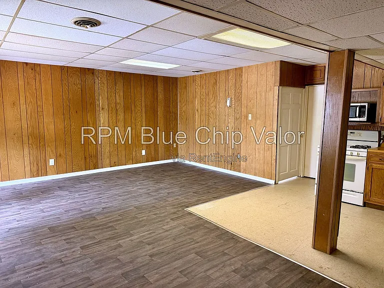 3406 Van Hook Ave — Photo 7