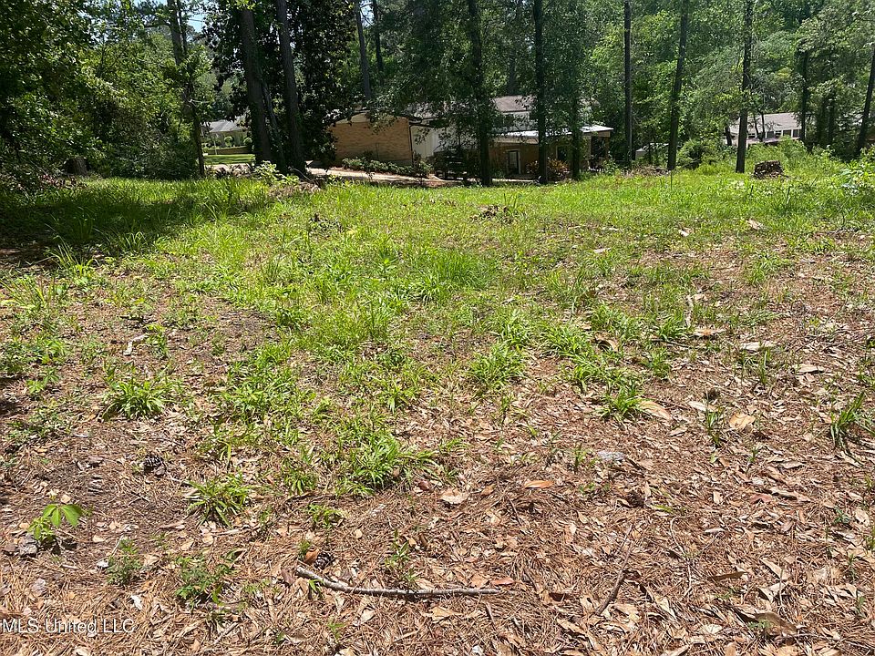 2nd image of 0 Roxbury Pl