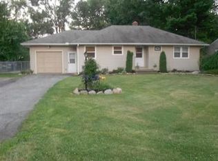 39451 Chestnut Ridge Rd, Elyria, OH 44035
