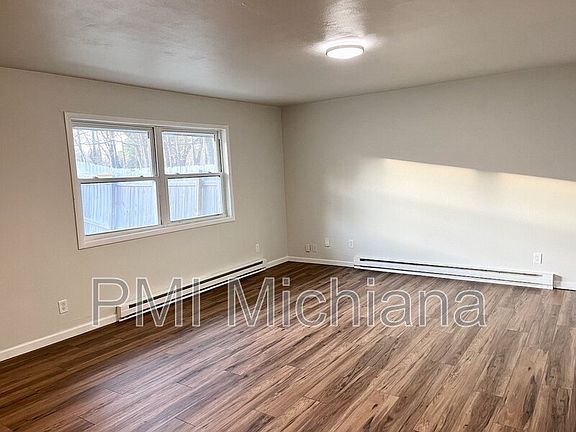 4th image of 2020 Lathrop St