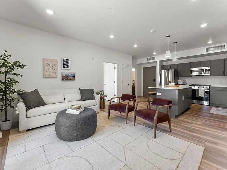 Brand New Modern Apartments at Ascesa — Photo 33