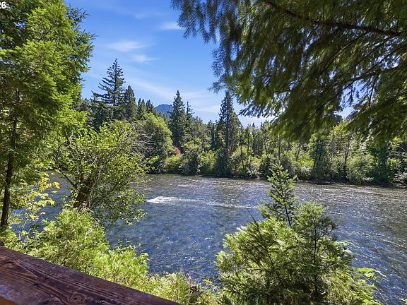 5th image of 54444 McKenzie River Dr