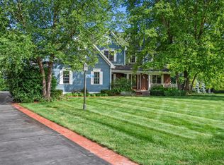 W287N6371 Broadwing Ct, Hartland, WI 53029