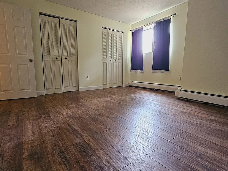 135 English Village Rd — Photo 14