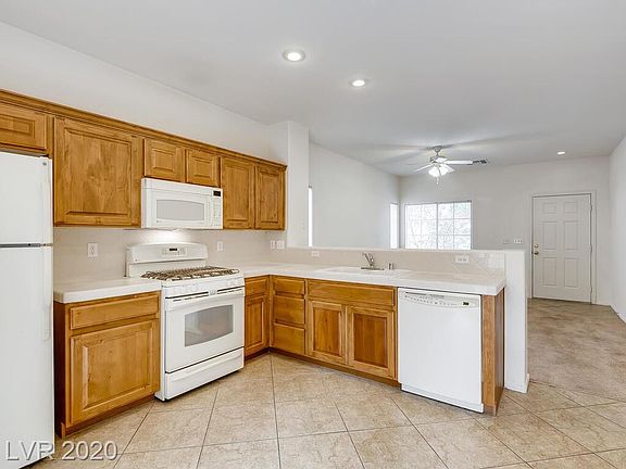 4th image of 9937 Concho River Ave