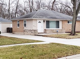 331 Indianwood Blvd, Park Forest, IL
