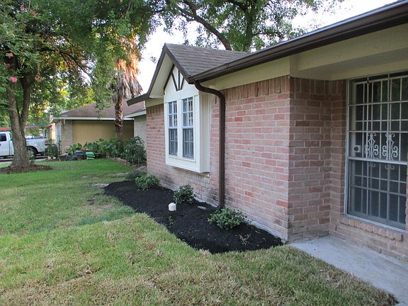 2nd image of 8823 Enchanted Forest Dr