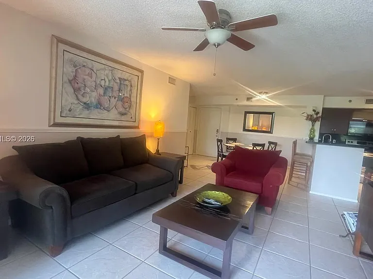 19999 E Country Club Dr #1303 — Photo 6