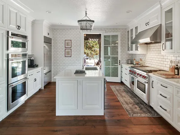 1136 Rutherford Rd, Napa, CA 94558