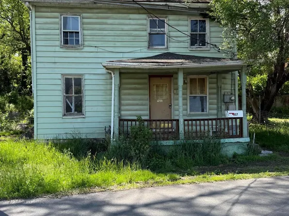 107 S Water St, Martinsburg, WV 25401