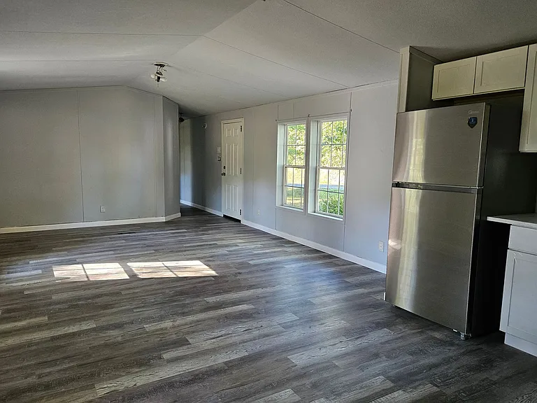 91 Pine Air Ct — Photo 3