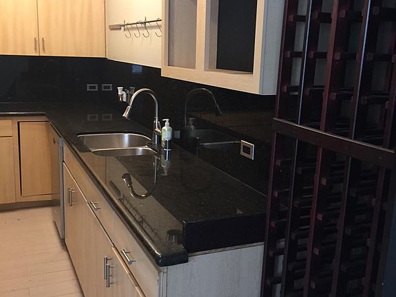 5th image of 101 Market St Unit 112