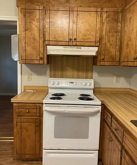 408 S 1st Ave #A — Photo 2