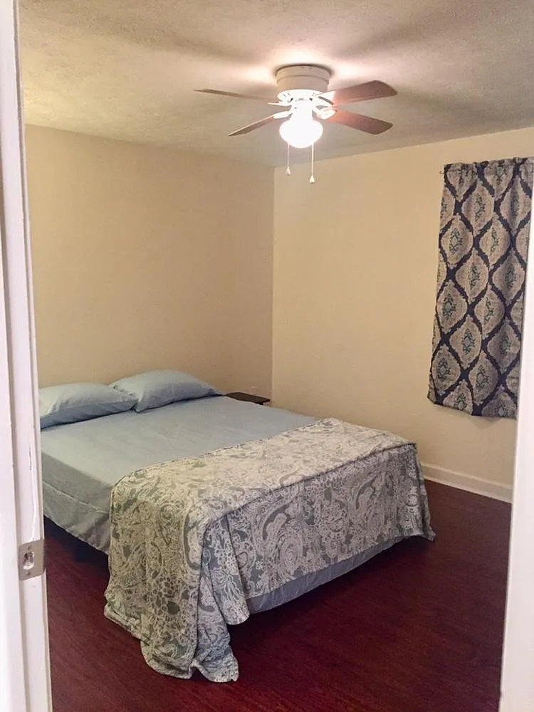 10801 Dorton Drive — Photo 4