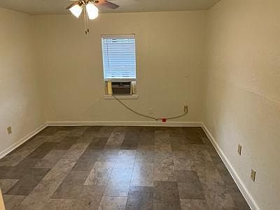 5th image of 2202 Sl Davis Ave #C