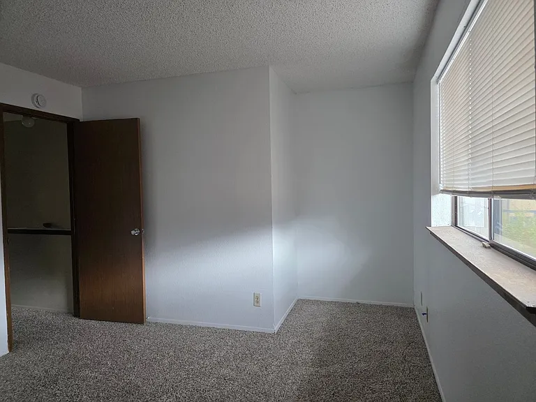 3114 N Truckee Ln — Photo 8