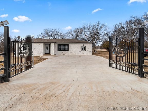 3rd image of 17090 S 4170th Rd