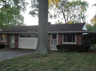 698 Springs Dr, Columbus, OH 43214
