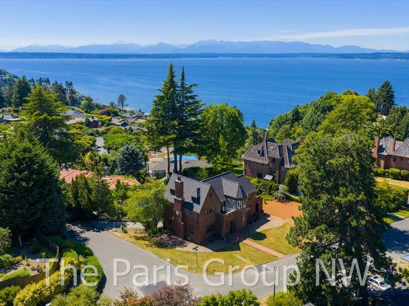 1805 NW Blue Ridge Dr