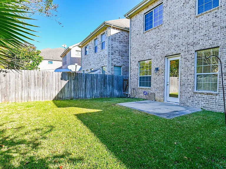 1126 Sopris Dr — Photo 30