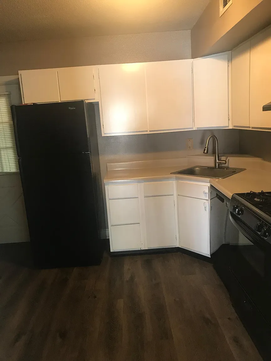9021 Wrenwood Ln photo 1