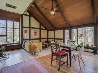 26 Pine Grv, Amherst, MA 01002