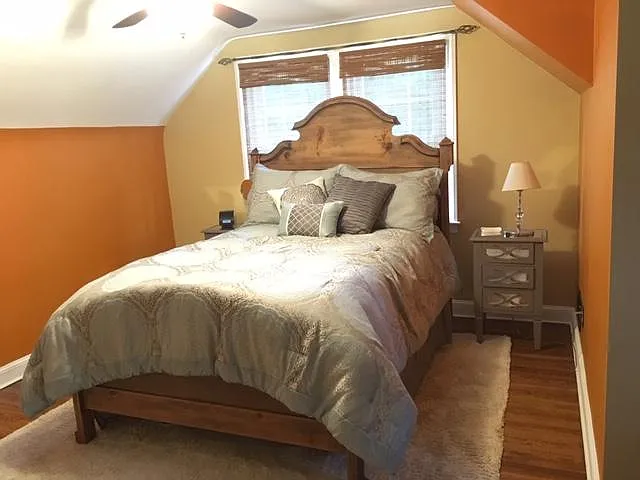 6 Laurel Rd — Photo 8