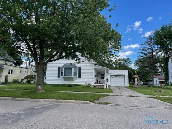 428 N Walnut St, Bryan, OH 43506