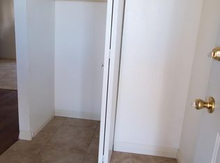 20970 Caddo Rd #B, Apple Valley, CA 92308