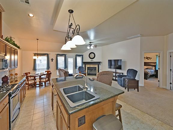 5th image of 1717 NW 162nd Cir