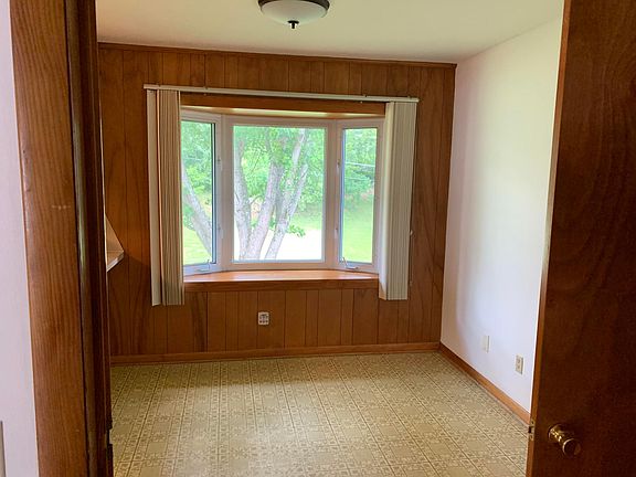 2nd image of 260 Overland Dr