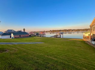 7908 False River Rd, Oscar, LA 70762