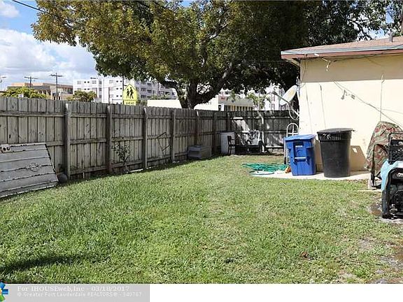 2nd image of 1000 NE 166th St