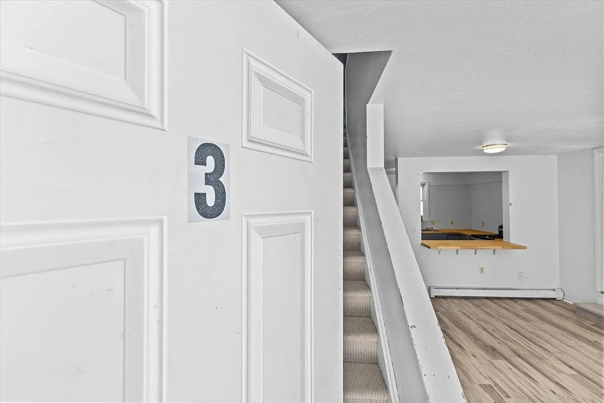 5 bed, 1350 sqft, $4,000 — Photo 2