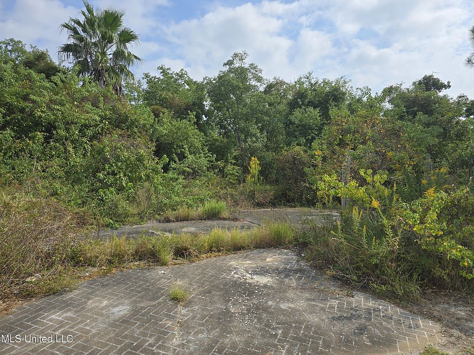 1st image of 2004 W Beach Blvd