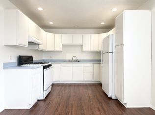 548 Brooks St #B, Oceanside, CA 92054