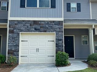 639 Oakside Pl, Acworth, GA 30102