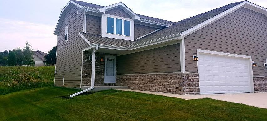 1st image of 2607 Parkfield Dr