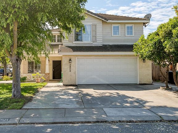3rd image of 3924 Laurenburg Ave