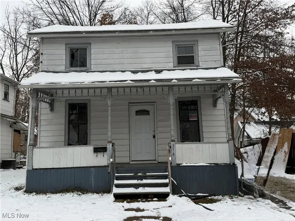 374 E Voris St, Akron, OH 44311