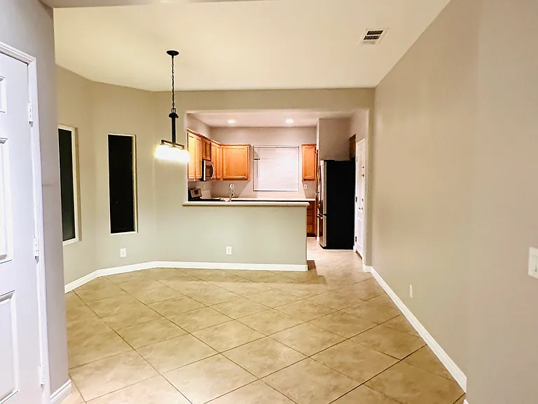 1436 Orange Tree Ln — Photo 7