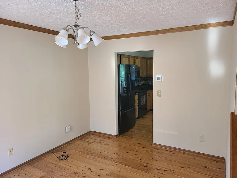 3542 Patcon Way — Photo 13